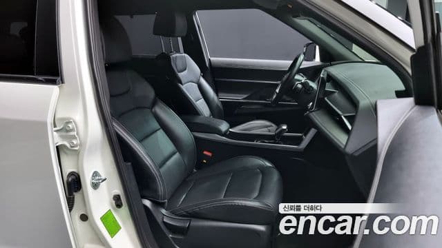 KG모빌리티(SsangYong) Torres T7, 2023 10