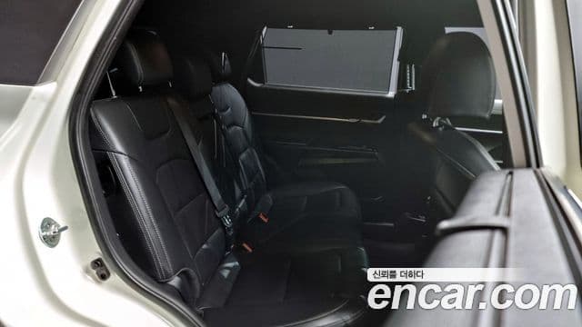 KG모빌리티(SsangYong) Torres T7, 2023 12