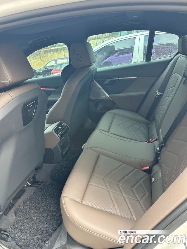 BMW 5시리즈 (G30) 523d M Sport, 2024 8