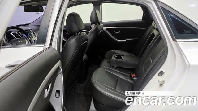 Hyundai i30(новый кузов / новое поколение) дизель 1.6 VGT PYL, 2014 20