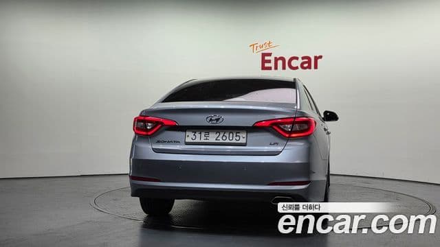 Hyundai LF Sonata LPI Modern(для людей с инвалидностью), 2015 4