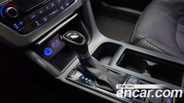 Hyundai LF Sonata LPI Modern(для людей с инвалидностью), 2015 9