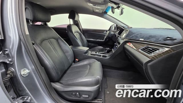 Hyundai LF Sonata LPI Modern(для людей с инвалидностью), 2015 10