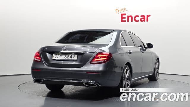 Mercedes-Benz E-класс W213 Avantgarde, 2019 2