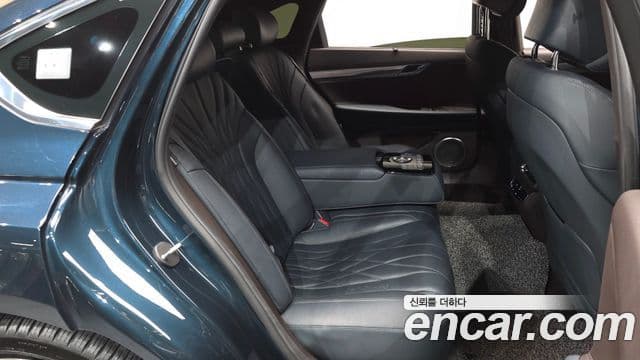 Genesis G80 (RG3) бензин 2.5 турбо AWD, 2021 11