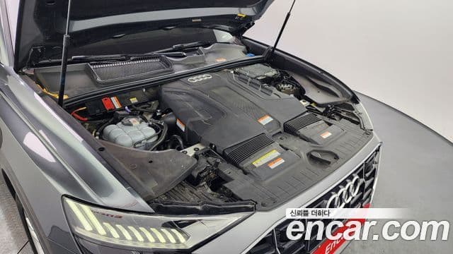 Audi Q8 (4M) Premium, 2020 6