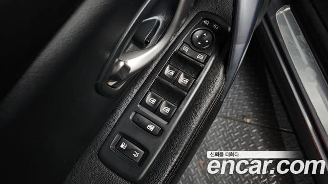 Renault Korea(Samsung) SM7 Nova LPLI 2.0 LPe для людей с инвалидностью, 2017 12