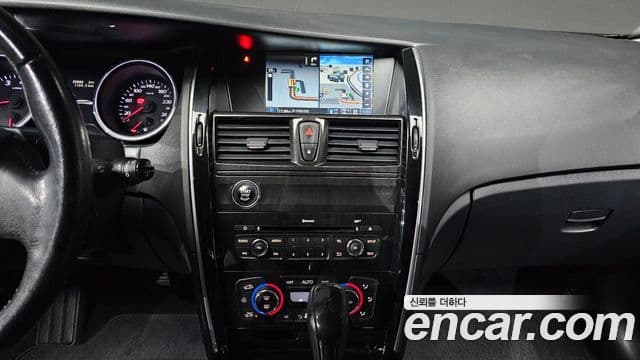 Renault Korea(Samsung) SM7 Nova LPLI 2.0 LPe для людей с инвалидностью, 2017 17