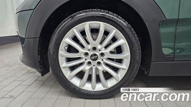 Mini Cooper 클럽맨 2세대, 2017 все фото