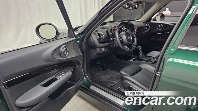 Mini Cooper 클럽맨 2세대, 2017 10