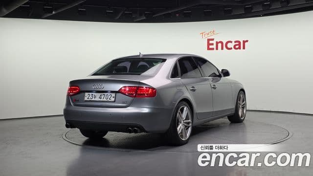 Audi New A4 B8, 2009 2