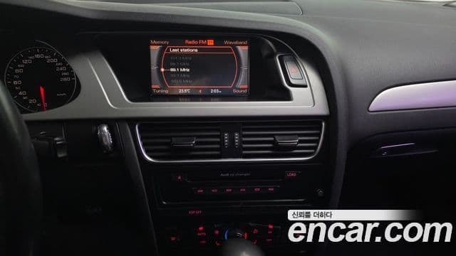 Audi New A4 B8, 2009 14