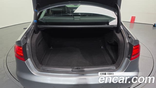 Audi New A4 B8, 2009 20