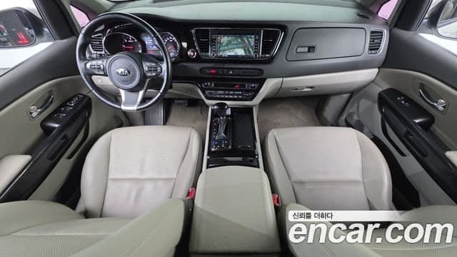 Kia All New Carnival Prestige, 2016 7