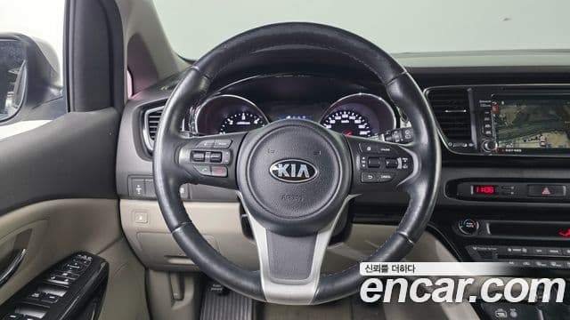 Kia All New Carnival Prestige, 2016 15