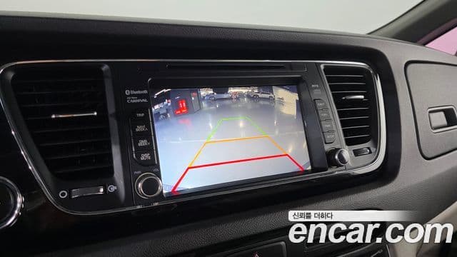 Kia All New Carnival Prestige, 2016 17