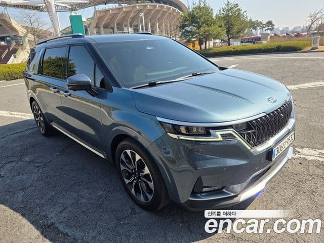 Kia Carnival 4세대 Signature, 2021 1