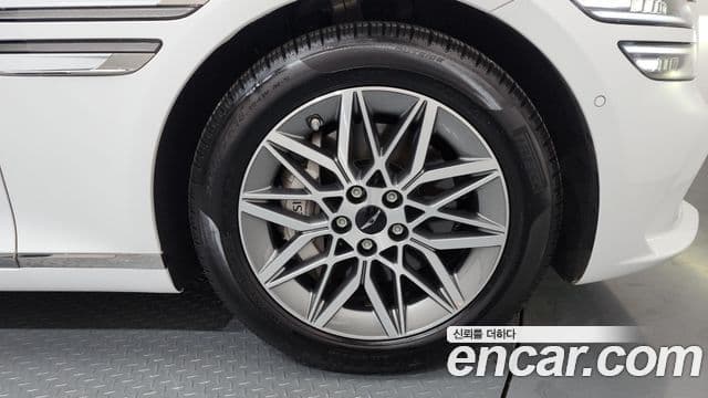 Genesis G80 (RG3) бензин 2.5 турбо AWD, 2025 все фото