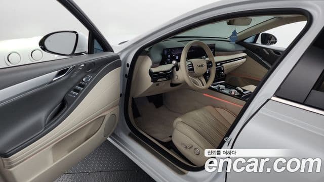 Genesis G80 (RG3) бензин 2.5 турбо AWD, 2025 10