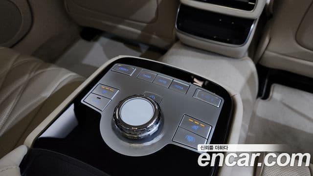 Genesis G80 (RG3) бензин 2.5 турбо AWD, 2025 19