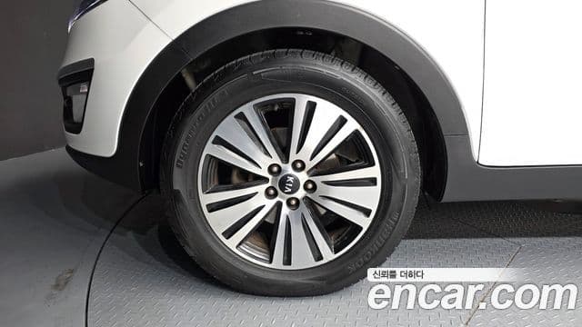 Kia The / новый New Sportage R дизель 2WD Trendy, 2015 все фото