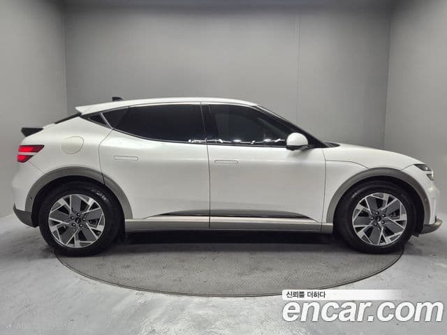 Genesis GV60 Standard, 2023 2