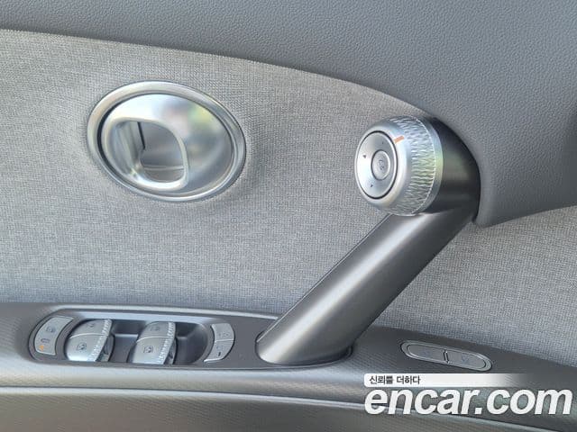 Genesis GV60 Standard, 2023 9