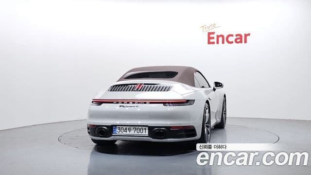 Porsche 911 (992) Carrera 4 кабриолет, 2021 4