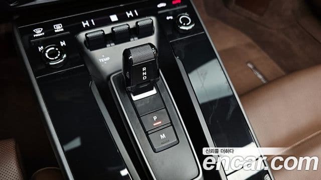 Porsche 911 (992) Carrera 4 кабриолет, 2021 9