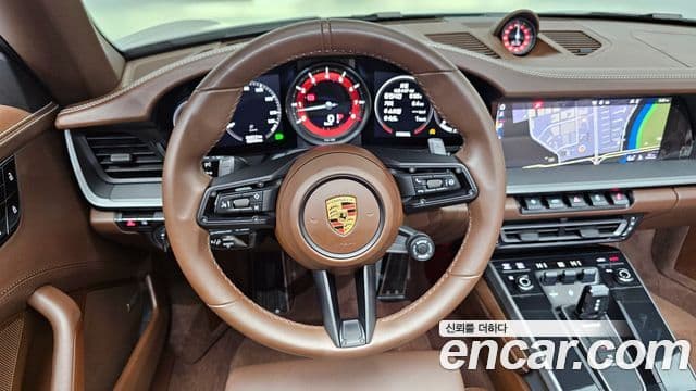 Porsche 911 (992) Carrera 4 кабриолет, 2021 13