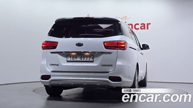 Kia The / новый New Carnival VIP, 2019 4