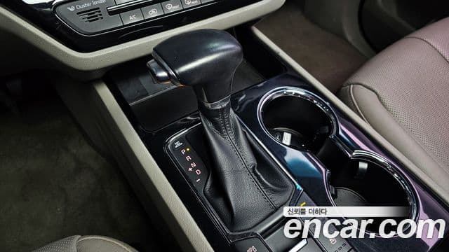 Kia The / новый New Carnival VIP, 2019 9