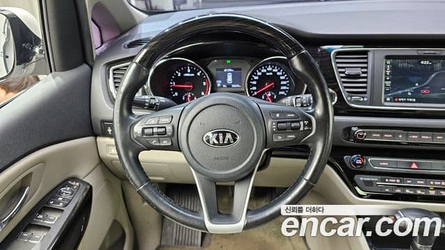 Kia The / новый New Carnival VIP, 2019 14
