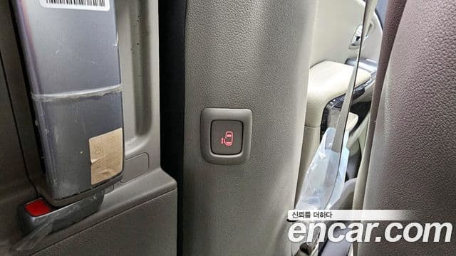 Kia The / новый New Carnival VIP, 2019 18