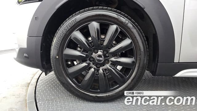 Mini Cooper Countryman 2세대, 2024 все фото