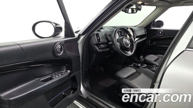 Mini Cooper Countryman 2세대, 2024 11