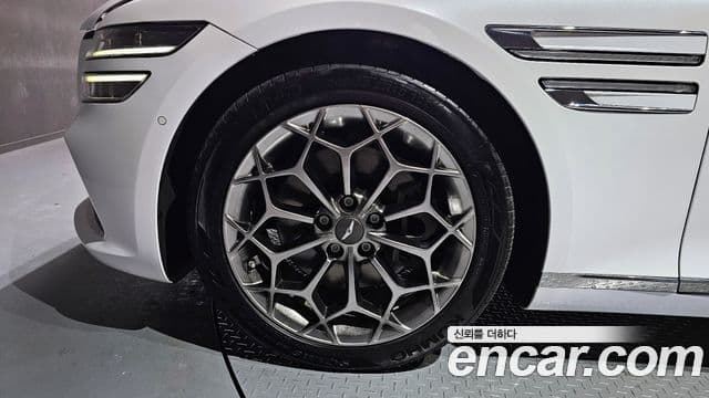 Genesis G80 (RG3) бензин 2.5 турбо AWD, 2021 все фото