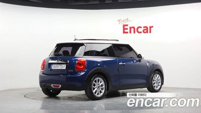 Mini Cooper 3세대, 2017 2