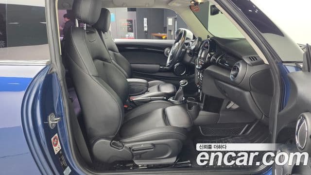 Mini Cooper 3세대, 2017 11