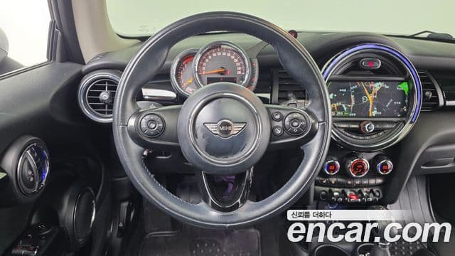 Mini Cooper 3세대, 2017 13