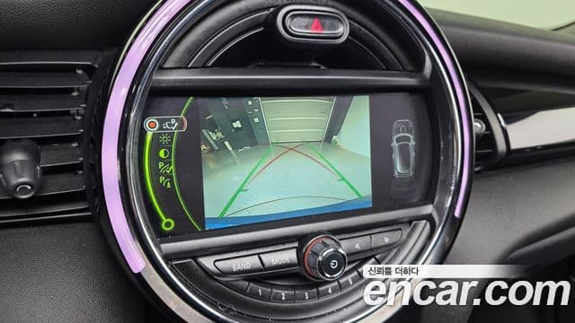 Mini Cooper 3세대, 2017 16