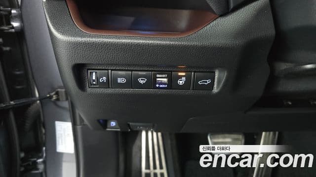 Toyota RAV4 5세대, 2021 16