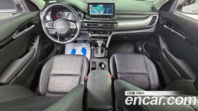 Kia Seltos Signature, 2023 7