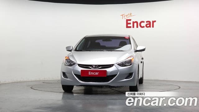 Hyundai Avante MD M16 GDI Deluxe, 2012 3