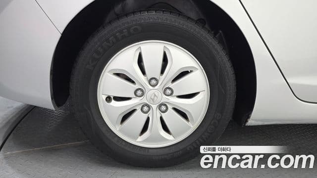 Hyundai Avante MD M16 GDI Deluxe, 2012 все фото