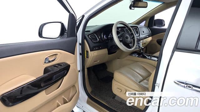 Kia The / новый New Carnival VIP, 2019 11