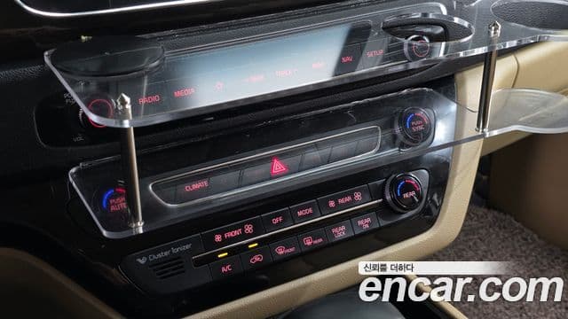 Kia The / новый New Carnival VIP, 2019 18