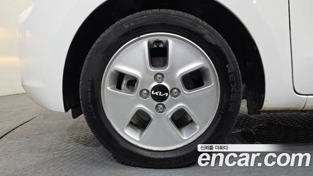 Kia The / новый New Ray Prestige, 2022 все фото