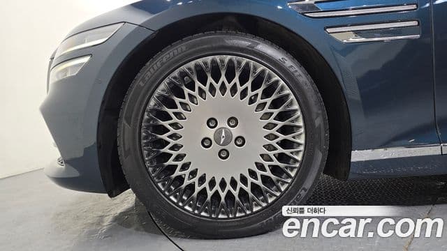 Genesis G80 (RG3) бензин 2.5 турбо AWD, 2022 все фото