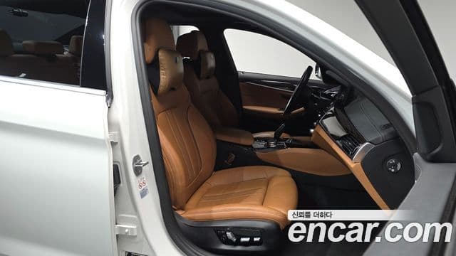 BMW 5시리즈 (G30) 520i M Sport, 2022 10